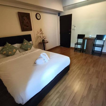 Hostel Soft Night Barzaar Chiang Mai Zewnętrze zdjęcie