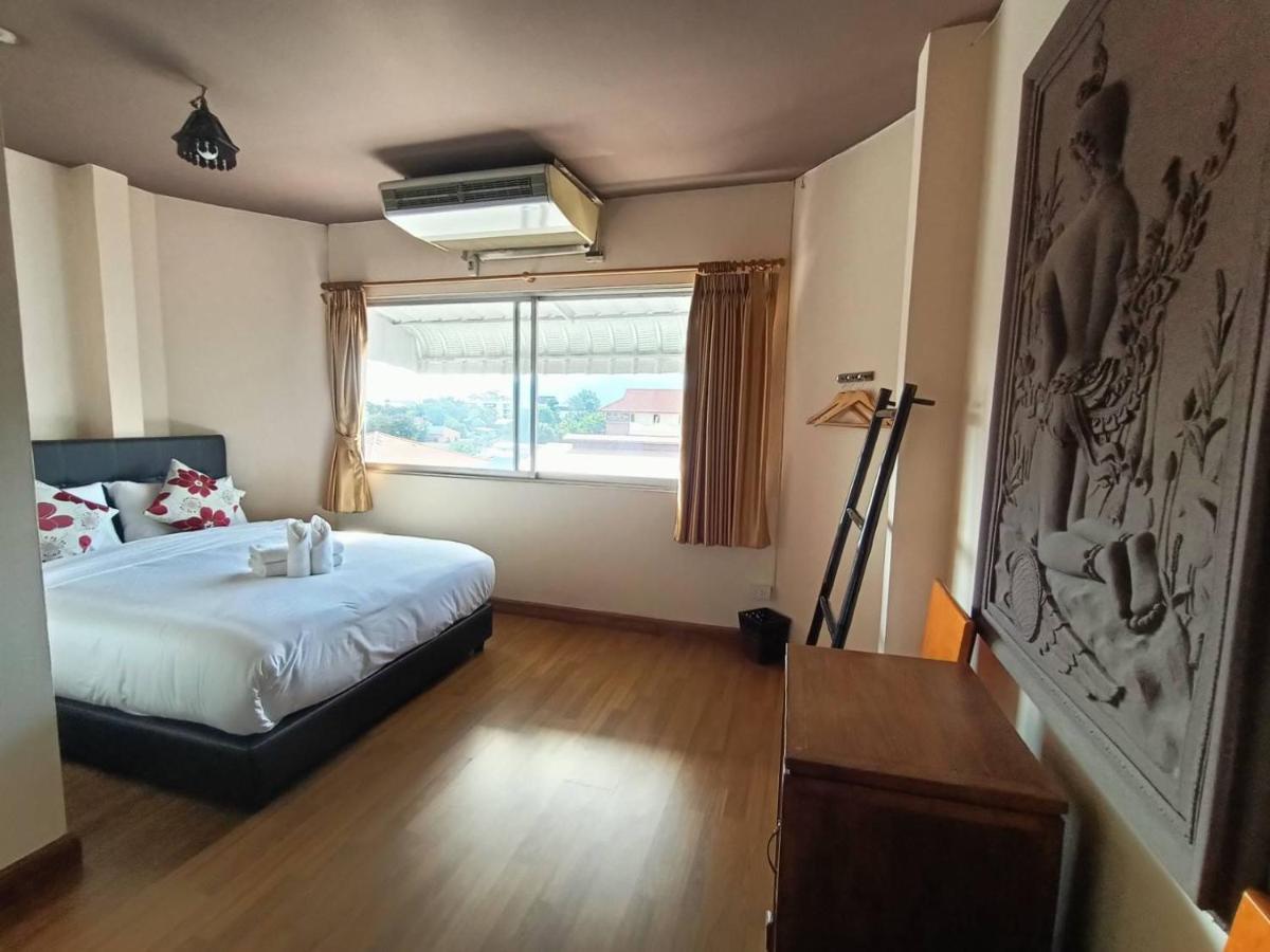 Hostel Soft Night Barzaar Chiang Mai Zewnętrze zdjęcie