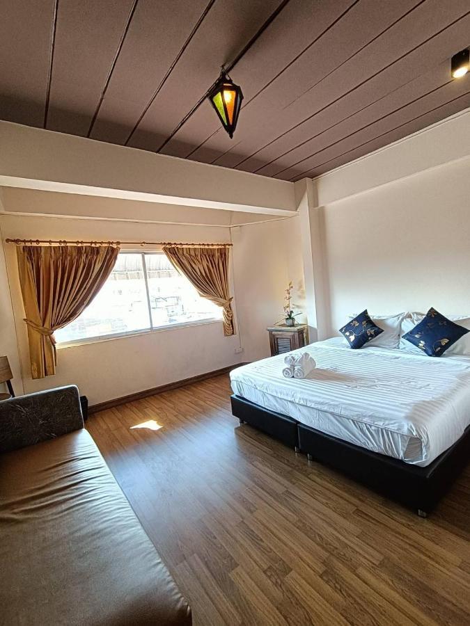 Hostel Soft Night Barzaar Chiang Mai Zewnętrze zdjęcie