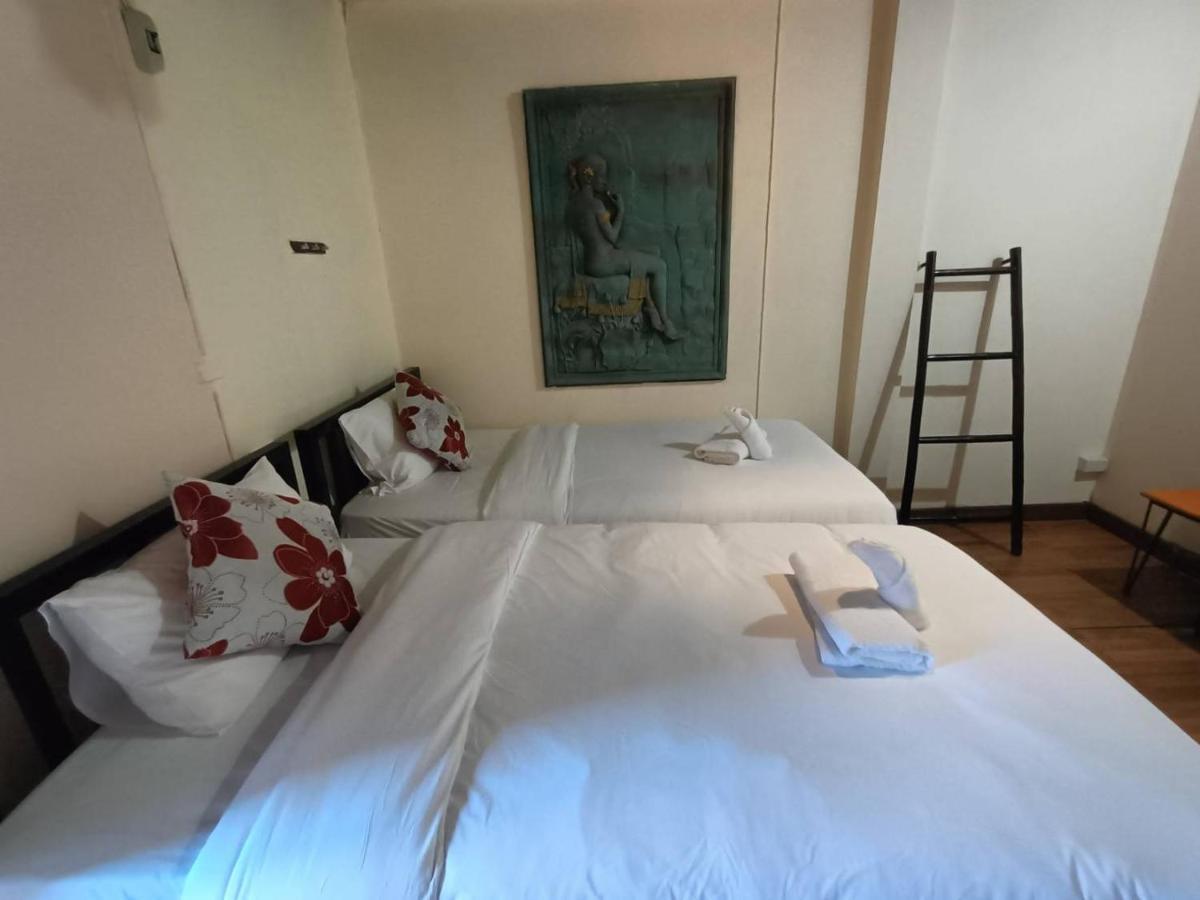 Hostel Soft Night Barzaar Chiang Mai Zewnętrze zdjęcie