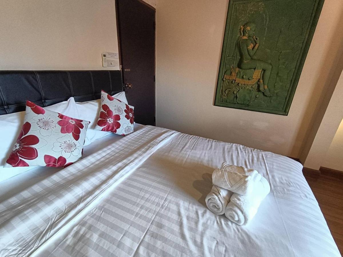 Hostel Soft Night Barzaar Chiang Mai Zewnętrze zdjęcie